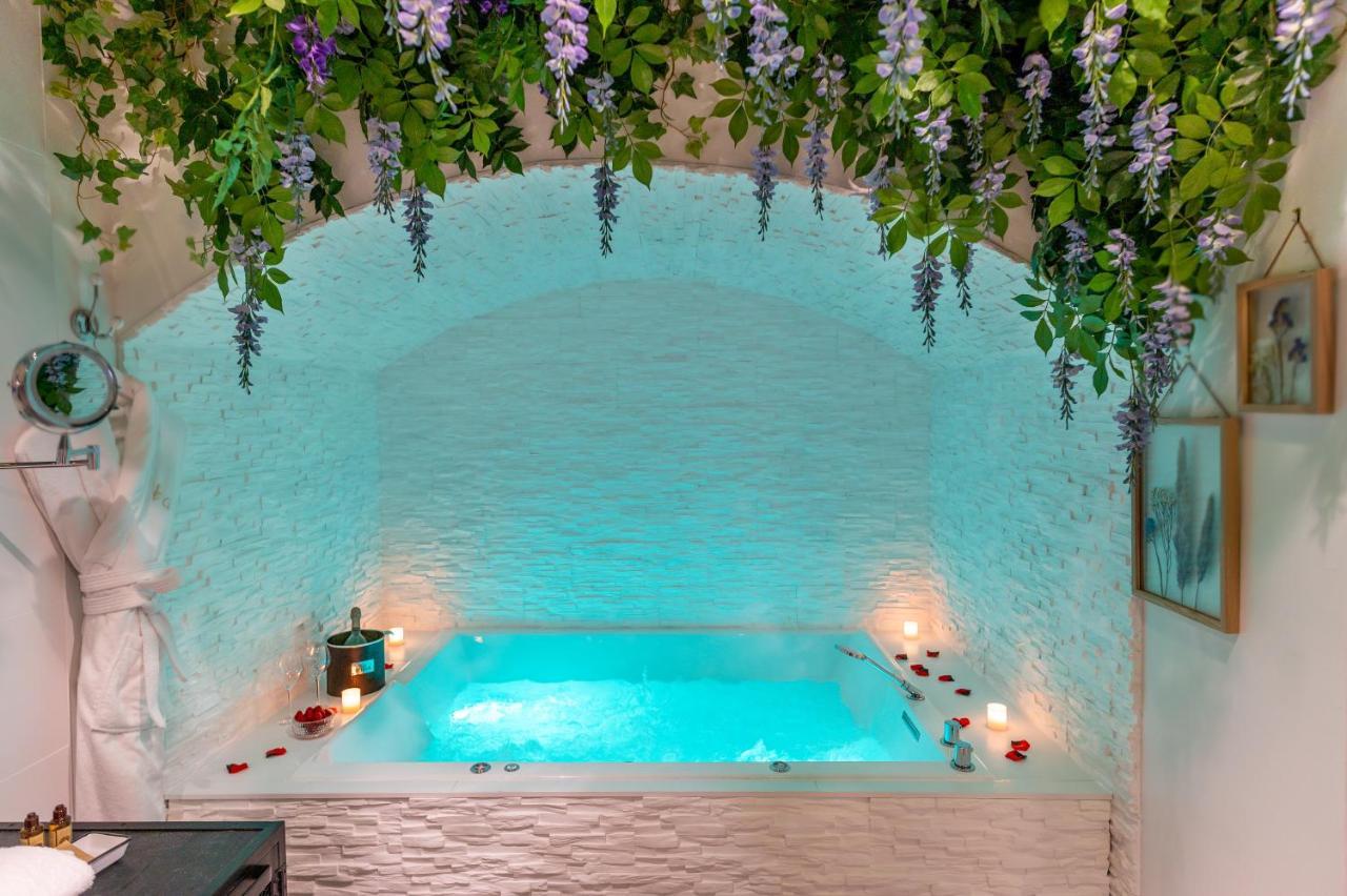 La Bastide Du Rocher Boutique Hotel & Spa 罗克布伦河畔阿尔让 外观 照片